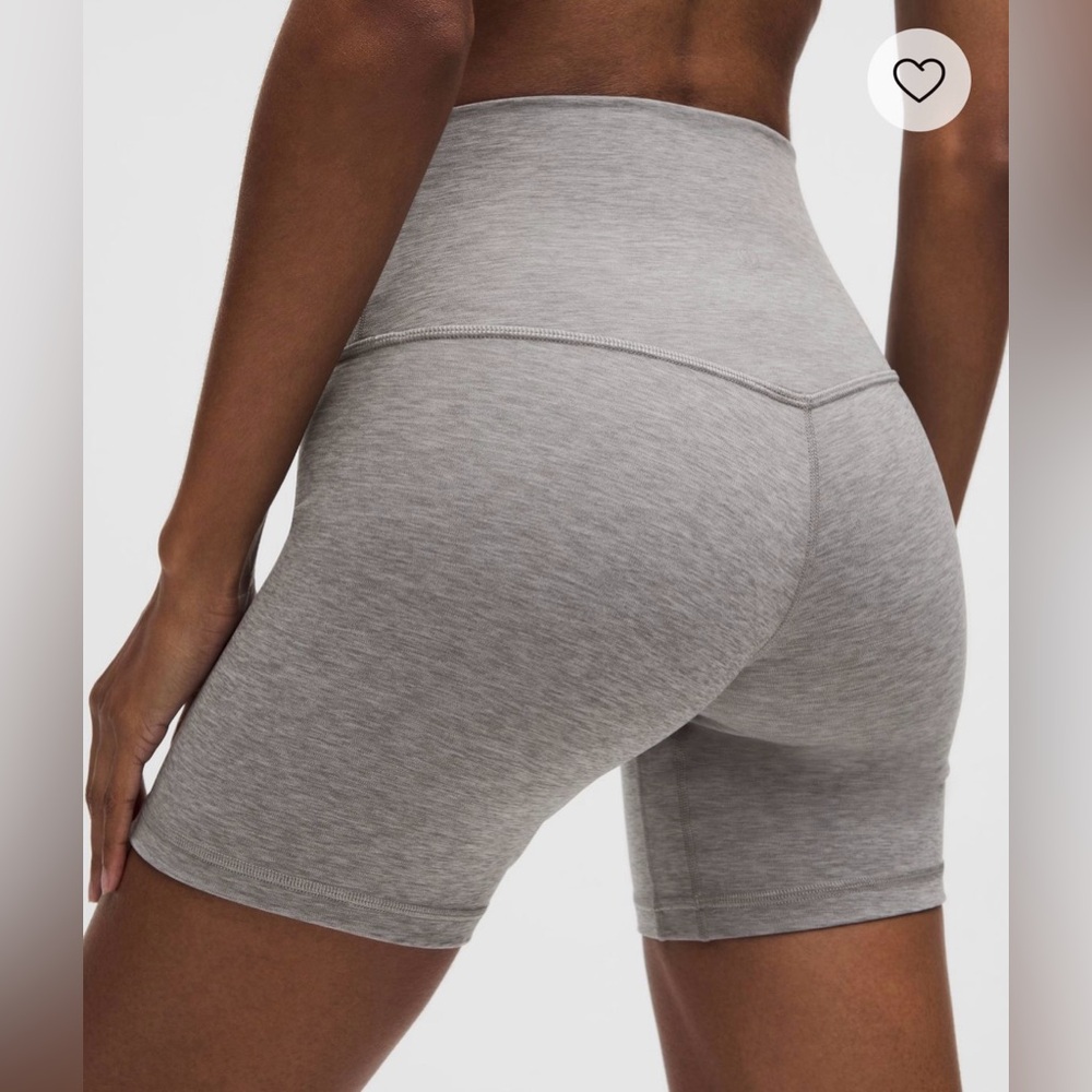 Lululemon Align High-Rise 6 in Heathered Core made for yoga but works for life 🤍
